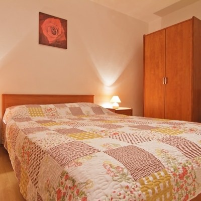 apartman drap, pogled na sobu