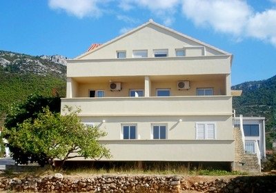 vila katina komiža