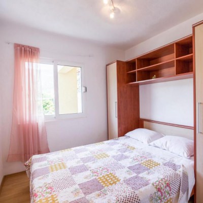 apartman roza, pogled na blagovaonicu i kuhinju